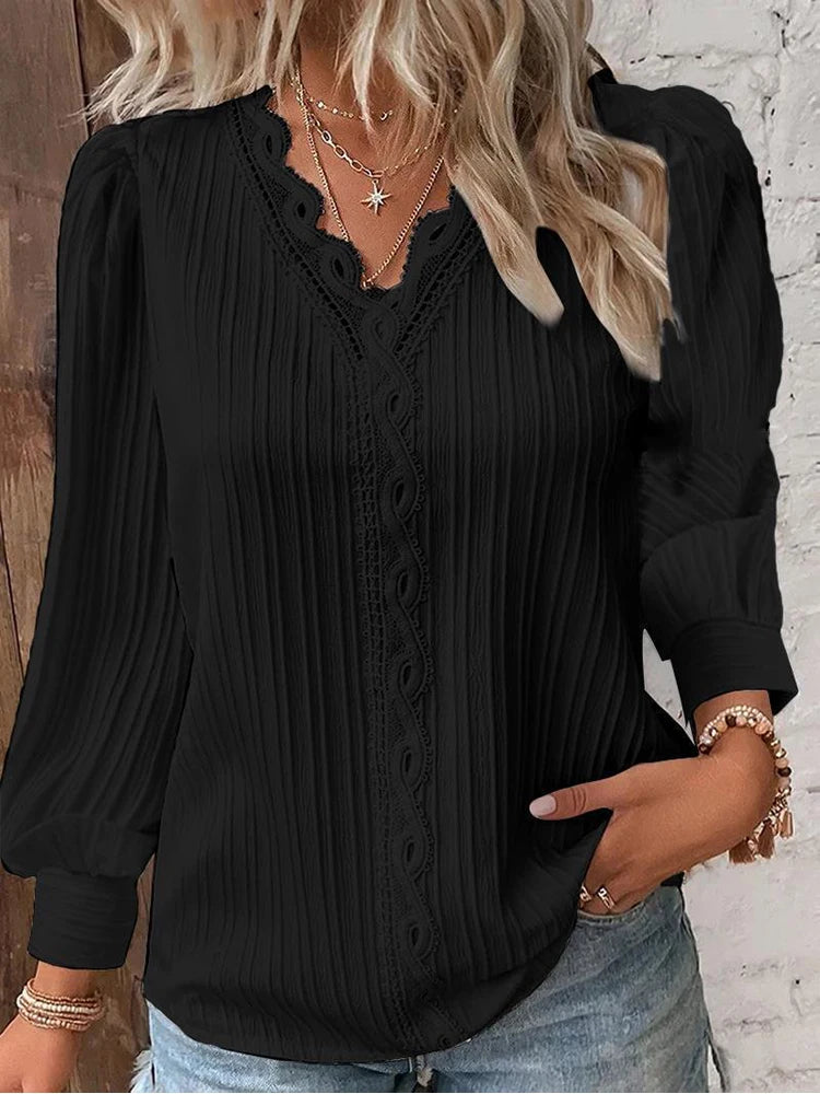 Chiffelle - Elegant Lace Blouse