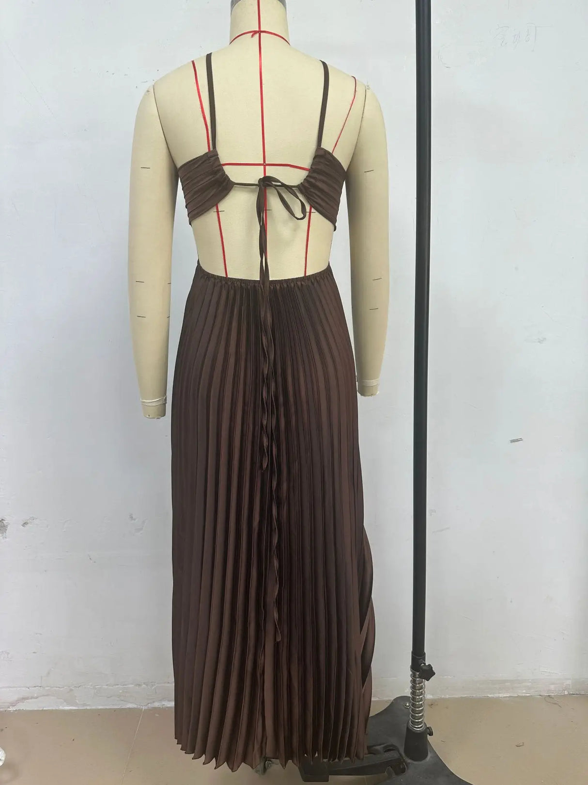 Solévia - Backless Long Dress