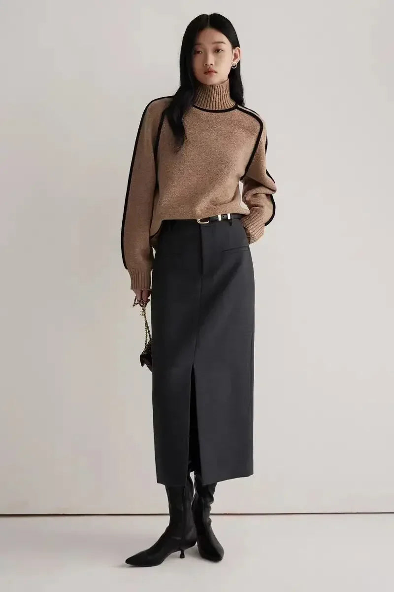 Emilie - Soft Cashmere Turtleneck