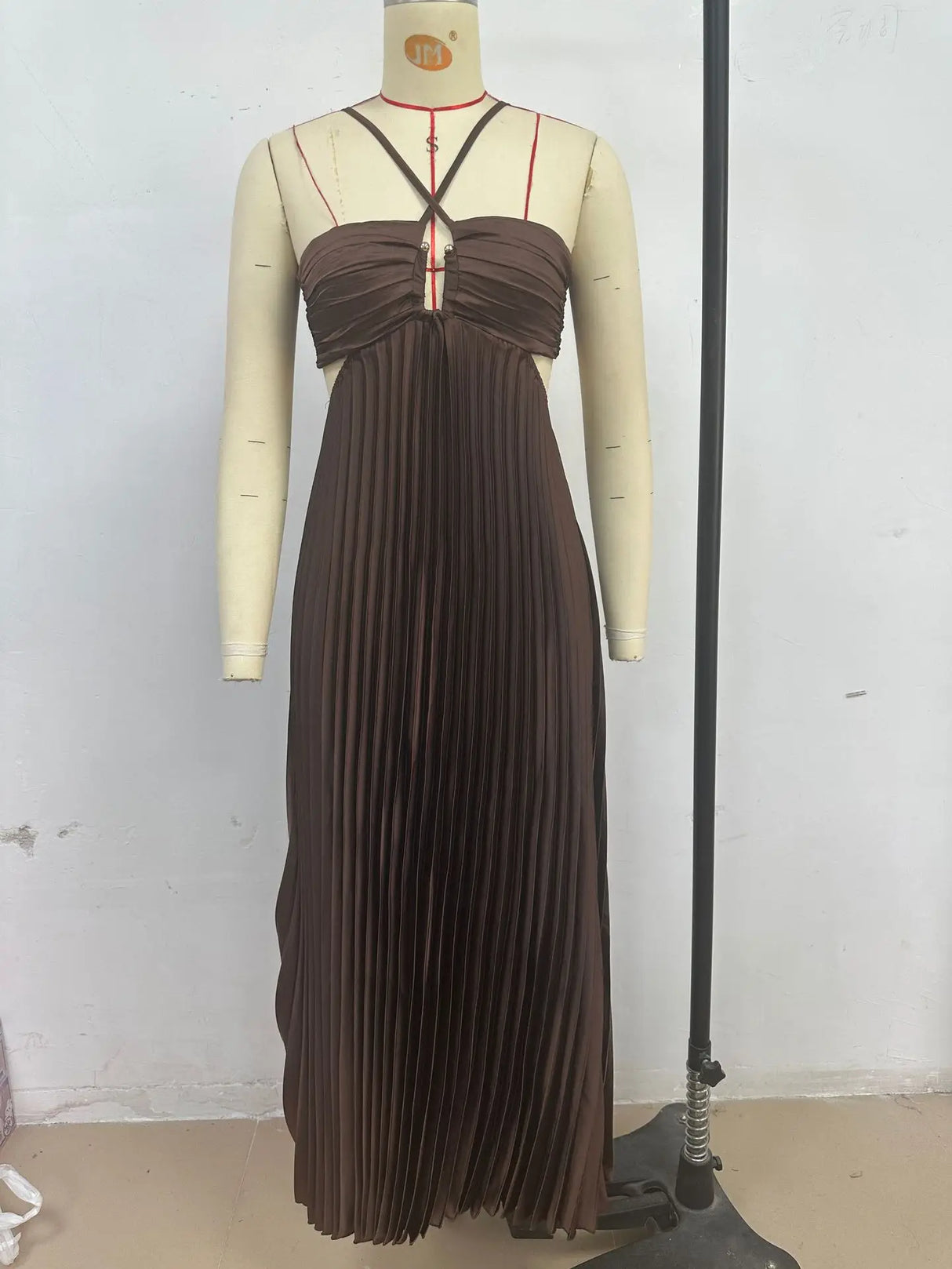 Solévia - Backless Long Dress