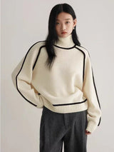 Emilie - Soft Cashmere Turtleneck