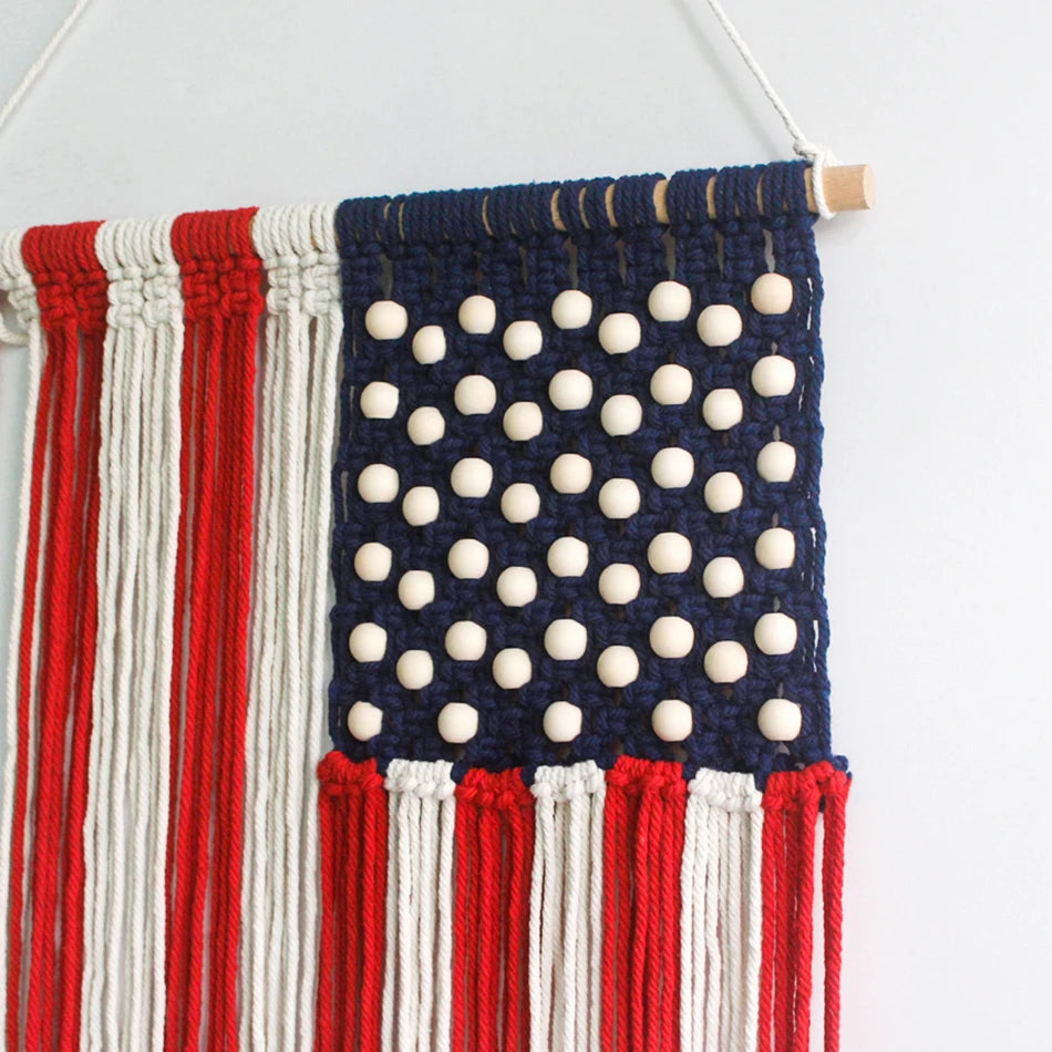KnotNations - DIY US Flag Tapestry Kit